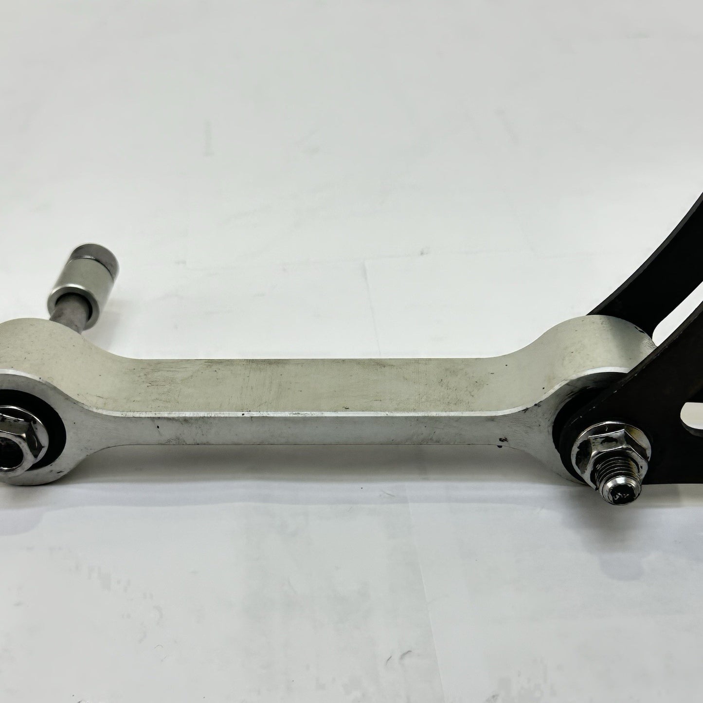 2013 - 2017 TRIUMPH DAYTONA 675R DOG BONE REAR SHOCK LINKAGE BACK SILVER LINK