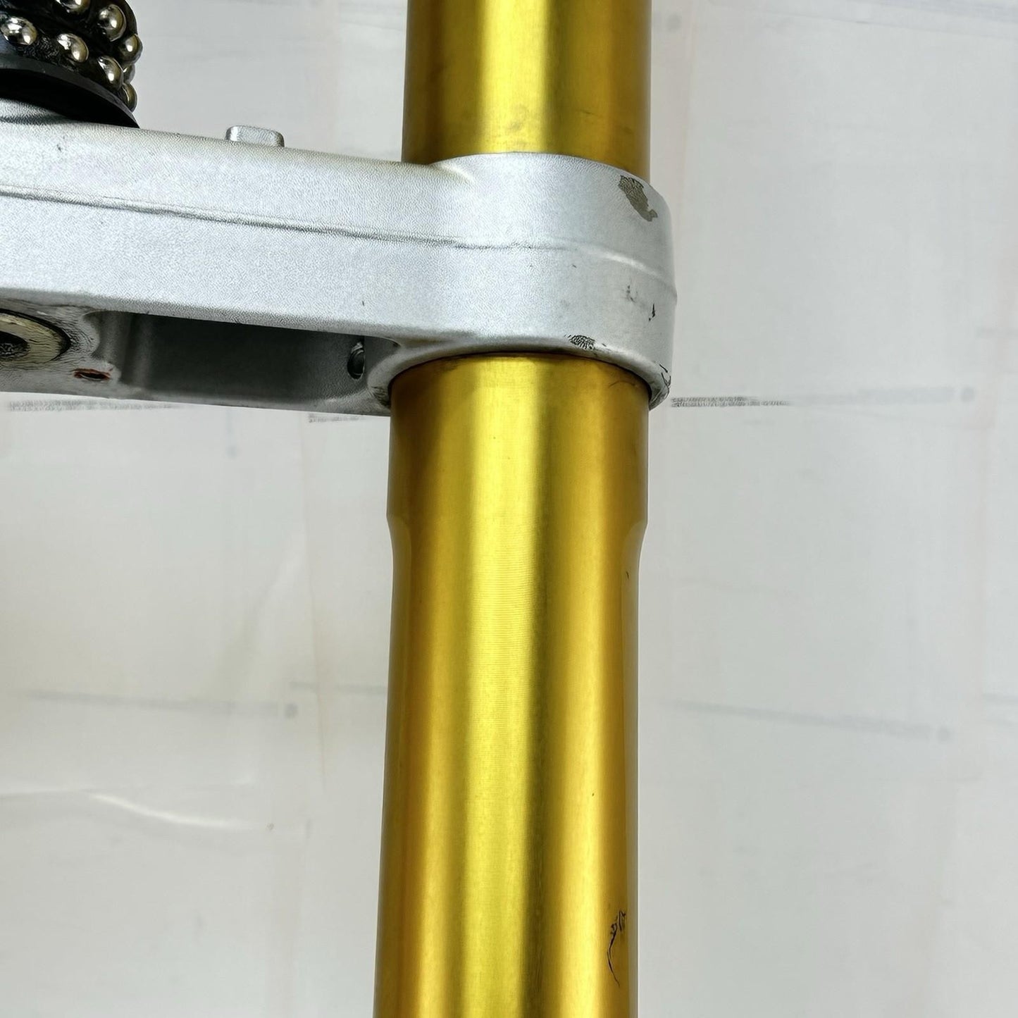 2009 - 2014 YAMAHA YZF R1 FRONT FORKS LOWER TRIPLE TREE SUSPENSION OHLINS TTX