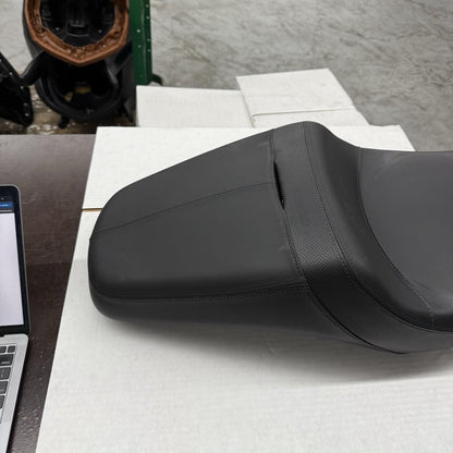 2022 INDIAN CHALLENGER 2 UP SEAT BLACK STOCK  2688651-VBA HD48