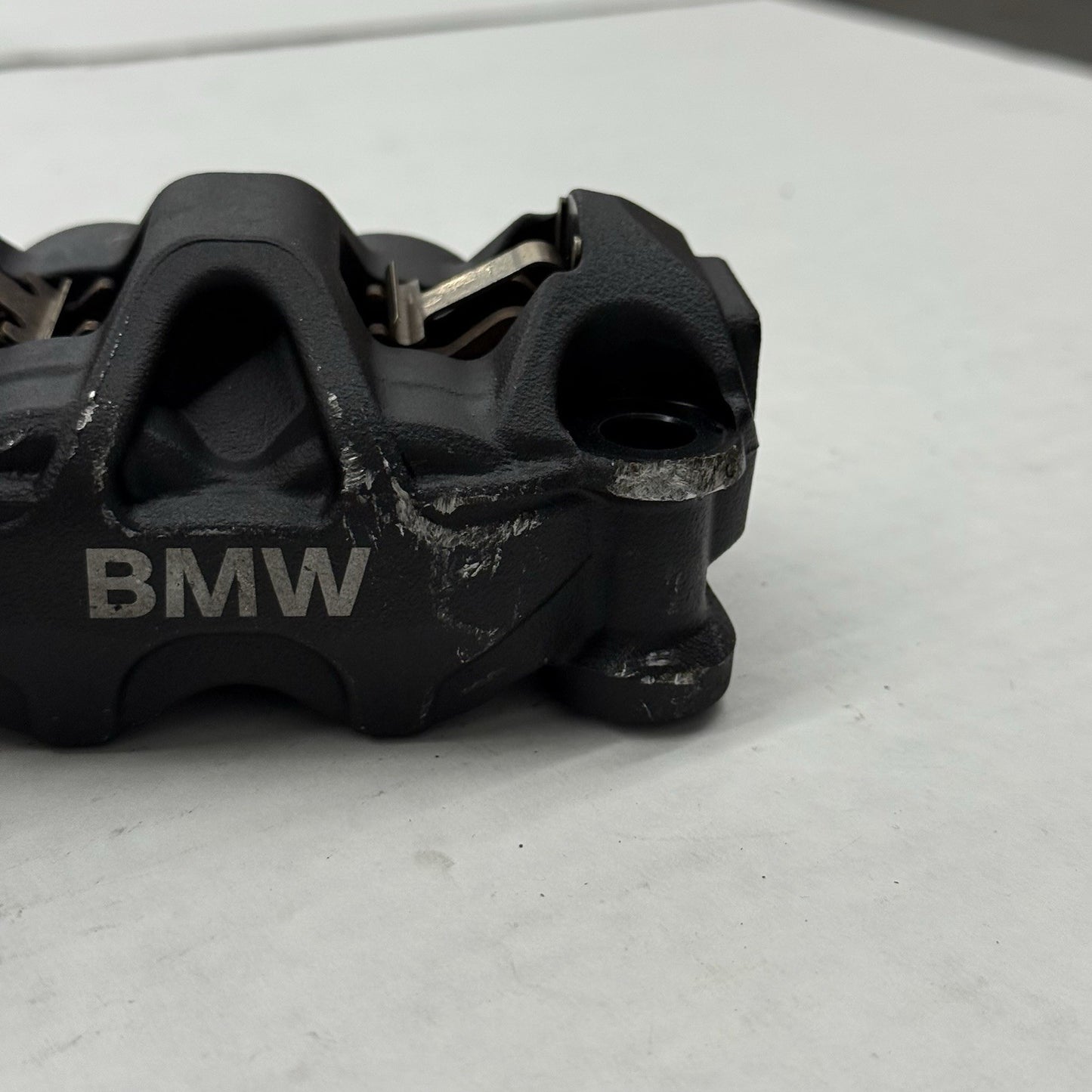 2020 - 2025 BMW S1000RR FRONT BRAKE CALIPER SET LEFT RIGHT BRAKING UNIT STOCK