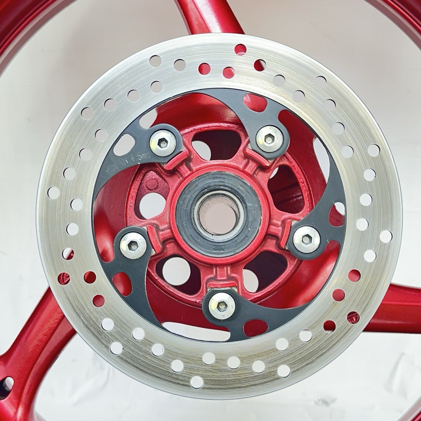 2011 - 2026 SUZUKI GSXS 600 GSXR 750 REAR WHEEL RIM TIRE BACK BRAKE ROTOR RED