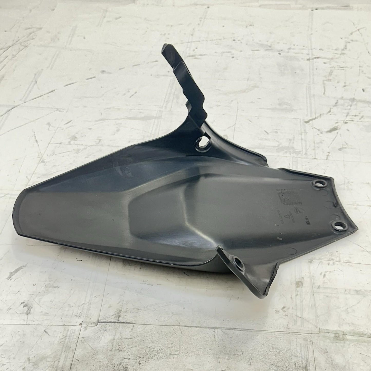 2016 - 2019 DUCATI 959 PANIGALE REAR WHEEL FENDER BACK TIRE HUGGER PLASTIC COVER