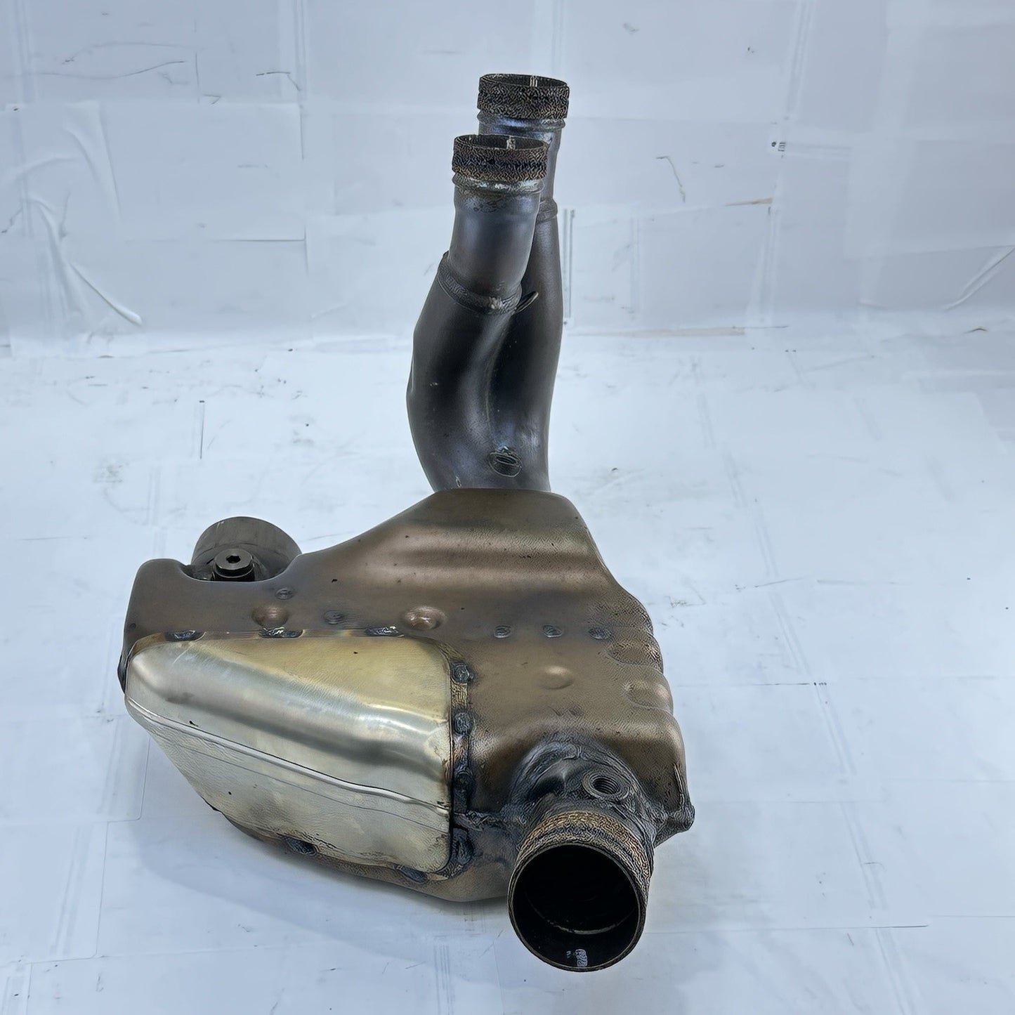 2021 - 2026 APRILIA RSV4 EXHAUST CATALYTIC MID PIPES CAT SET STOCK