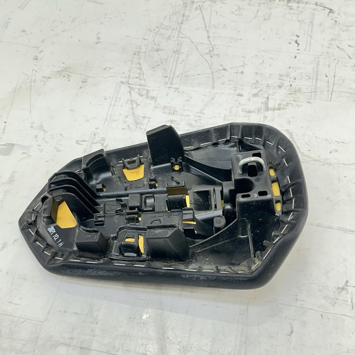2017 - 2019 HONDA CBR 1000RR SP REAR SEAT BACK PILLION CUSHION BLACK STOCK