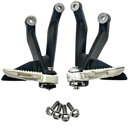 2013 - 2017 TRIUMPH DAYTONA 675R PASSENGER PEGS REAR FOOT REST LEFT RIGHT SET