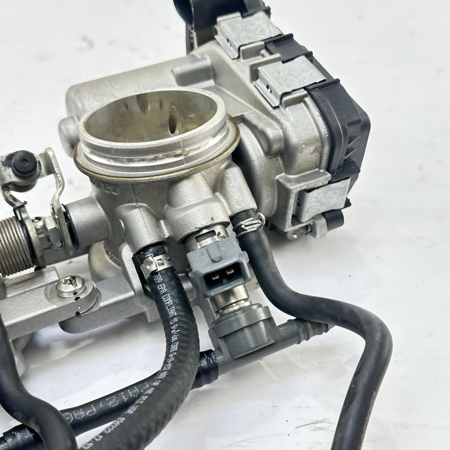 2021 - 2026 APRILIA RS 660 THROTTLE BODY FUEL INJECTORS LINES TUBES STOCK