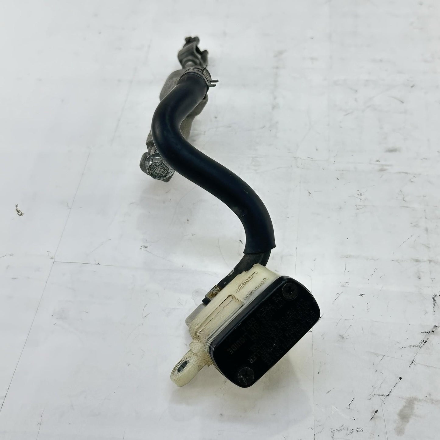 2006 2007 SUZUKI GSXR 600 GSXR 750 REAR BRAKE MASTER CYLINDER RESERVOIR STOCK