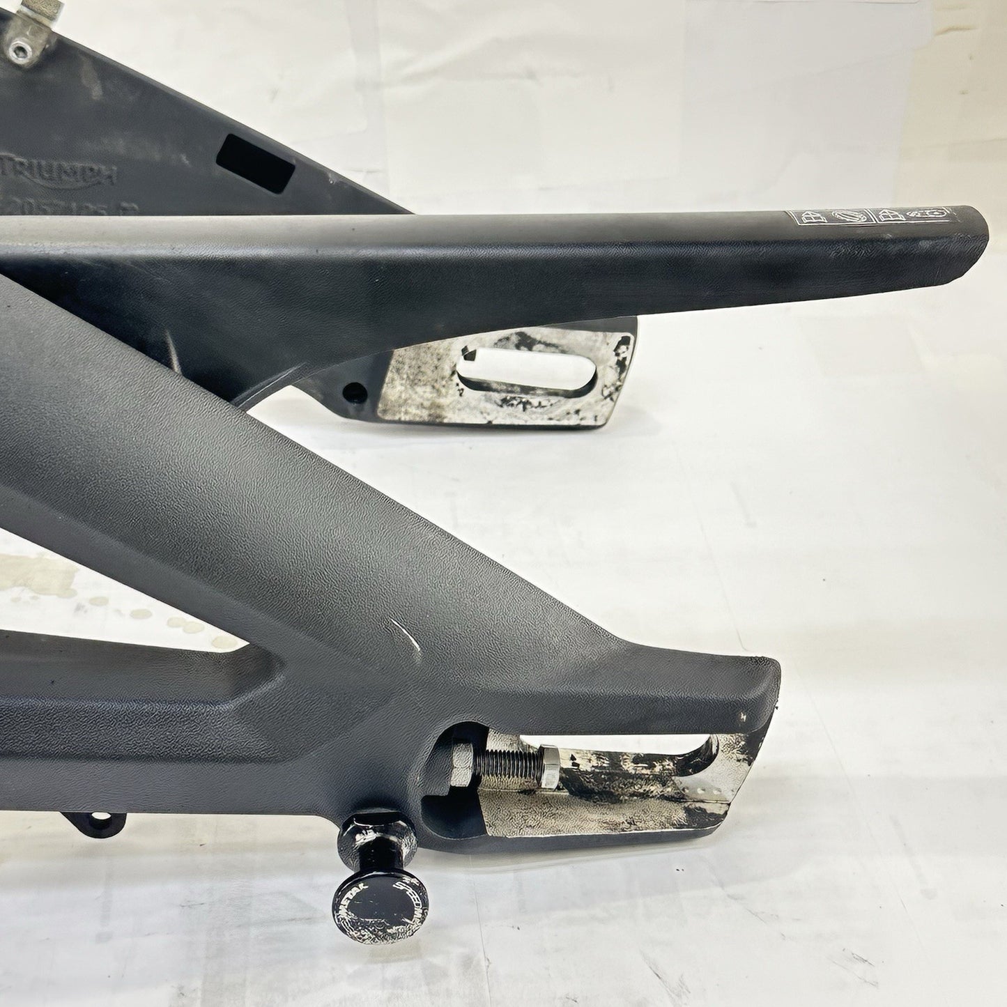 2013 - 2017 TRIUMPH DAYTONA 675R SWINGARM REAR SHOCK BACK WHEEL FRAME BLACK