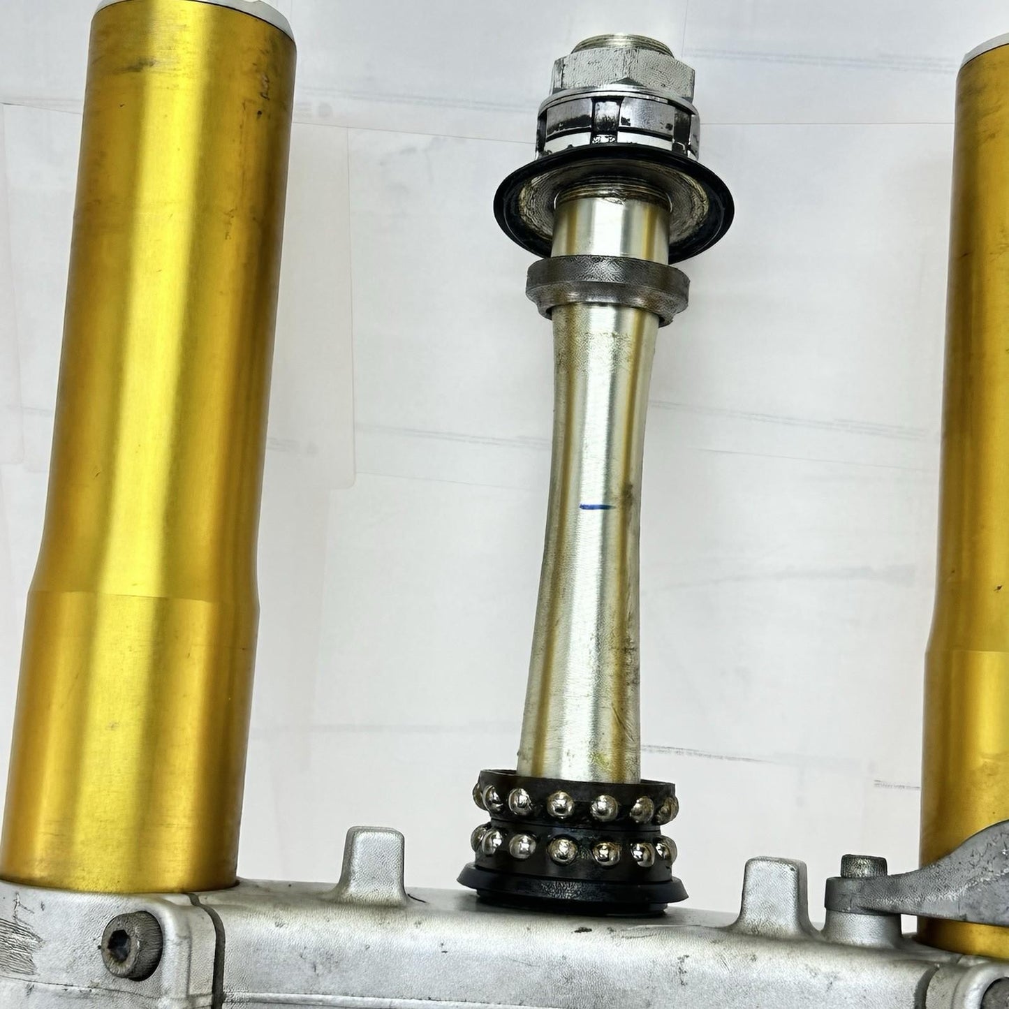 2009 - 2014 YAMAHA YZF R1 FRONT FORKS LOWER TRIPLE TREE SUSPENSION OHLINS TTX