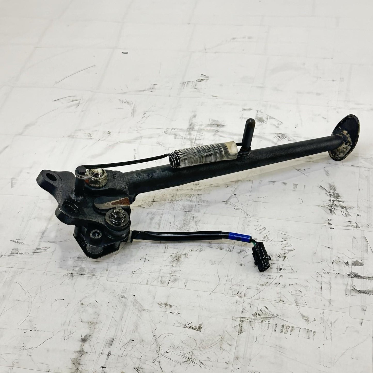 2024 - 2026 KAWASAKI NINJA ZX6R KICKSTAND SIDE LEG REST FRAME STAND KICK SENSOR