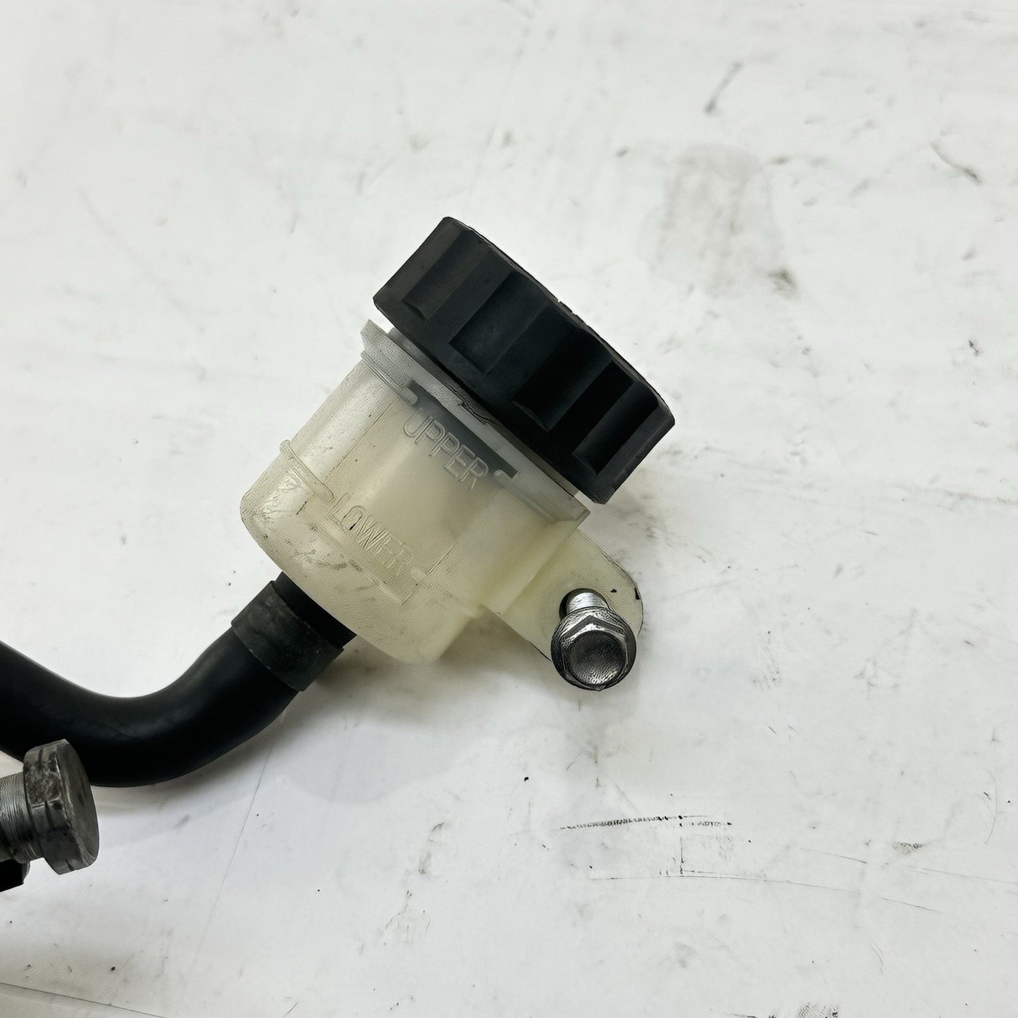2013 - 2017 TRIUMPH DAYTONA 675R REAR BRAKE MASTER CYLINDER RESERVOIR CANISTER
