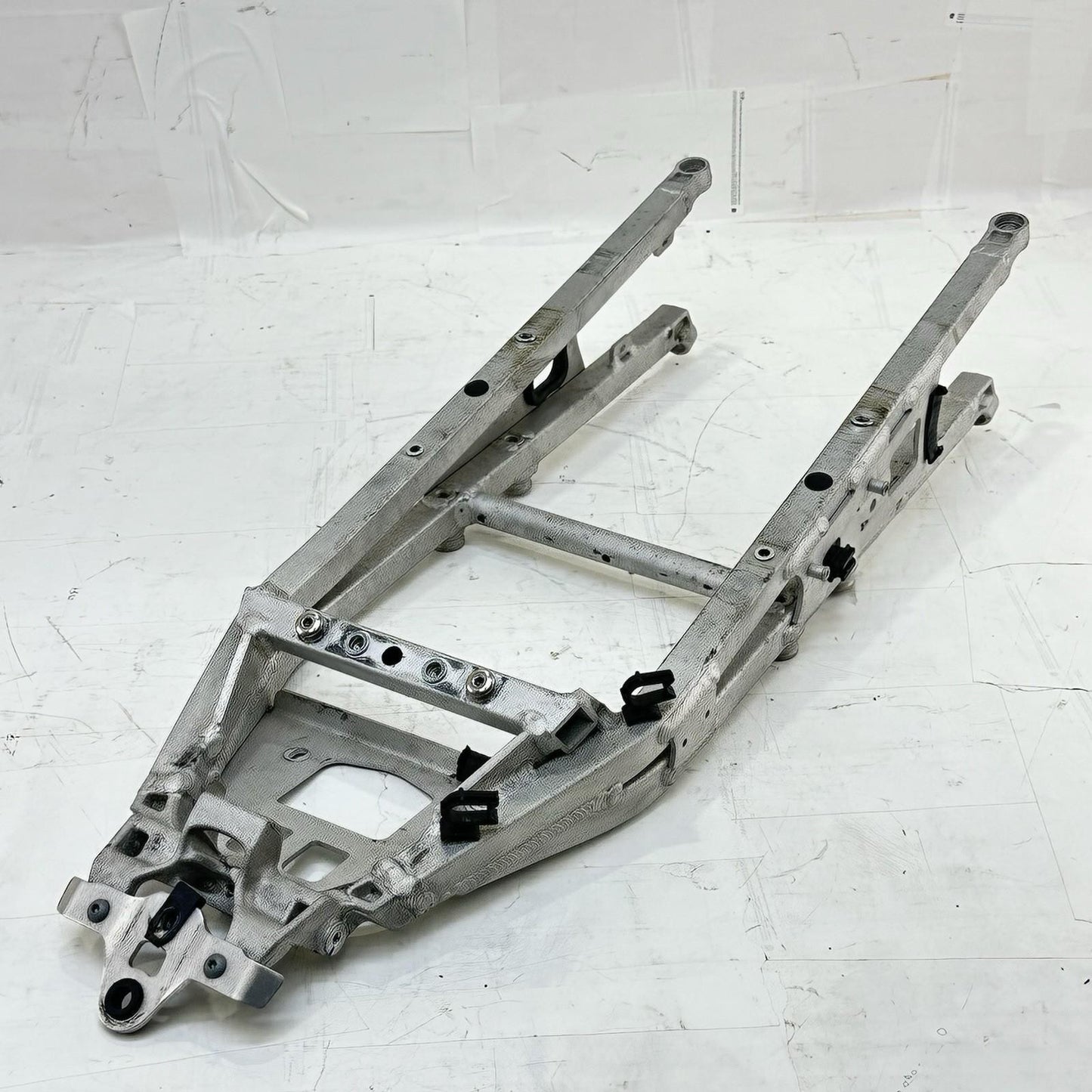 2021 - 2024 APRILIA TUONO V4 1100 SUBFRAME REAR UNDERTAIL FRAME BACK UNDER