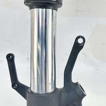 2003 - 2005 YAMAHA YZF R6 FORKS FRONT SUSPENSION ABSORBERS TRIPLE TREE STRAIGHT