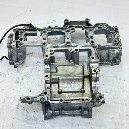 2007 - 2008 SUZUKI GSXR 1000 CRANK CASE UPPER BLOCK ENGINE MOTOR SILVER STOCK