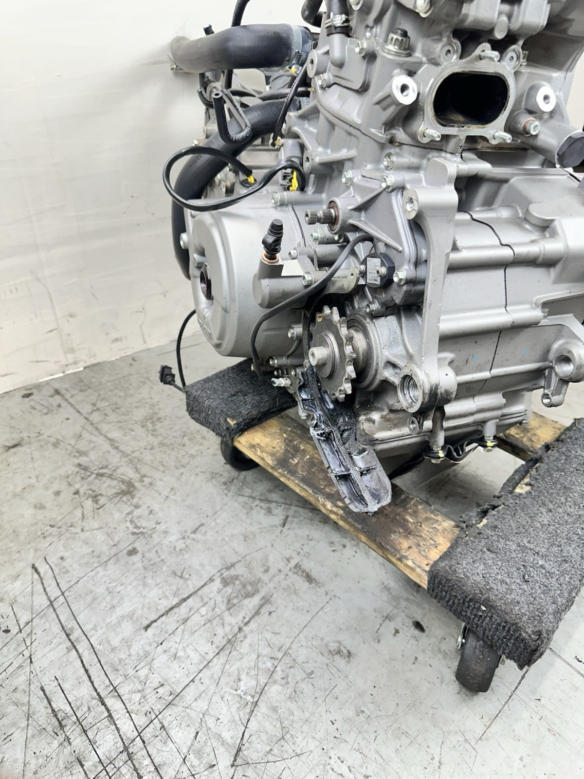 2016 - 2019 DUCATI PANIGALE 959 ENGINE BLOCK MOTOR RUNS EXCELLENT *3,698 MILES*