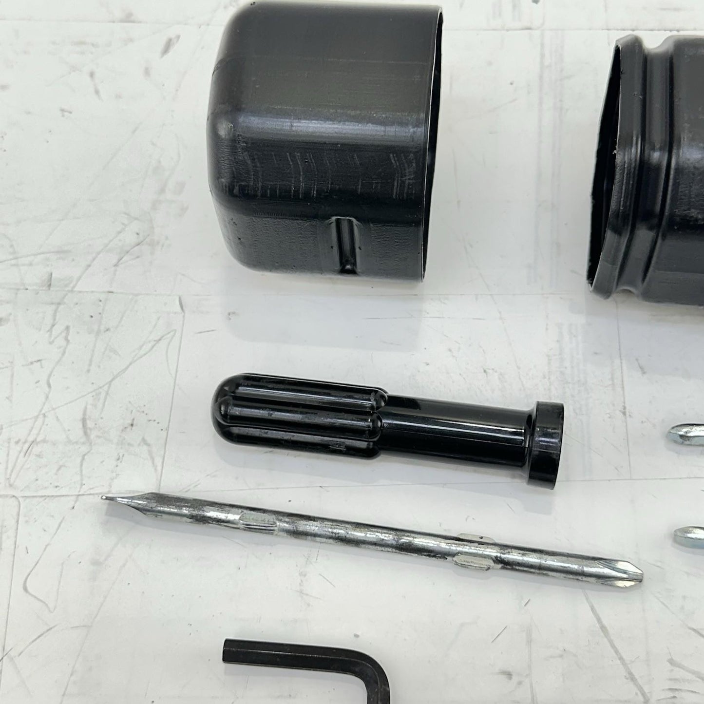 2009 - 2014 YAMAHA YZF R1 TOOL KIT WRENCHES KEYS SCREW DRIVER GRIPS BOX SET