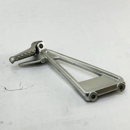 2021 - 2026 APRILIA RS 660 PASSENGER PEGS REAR FOOT REST LEFT RIGHT SET BOLTS