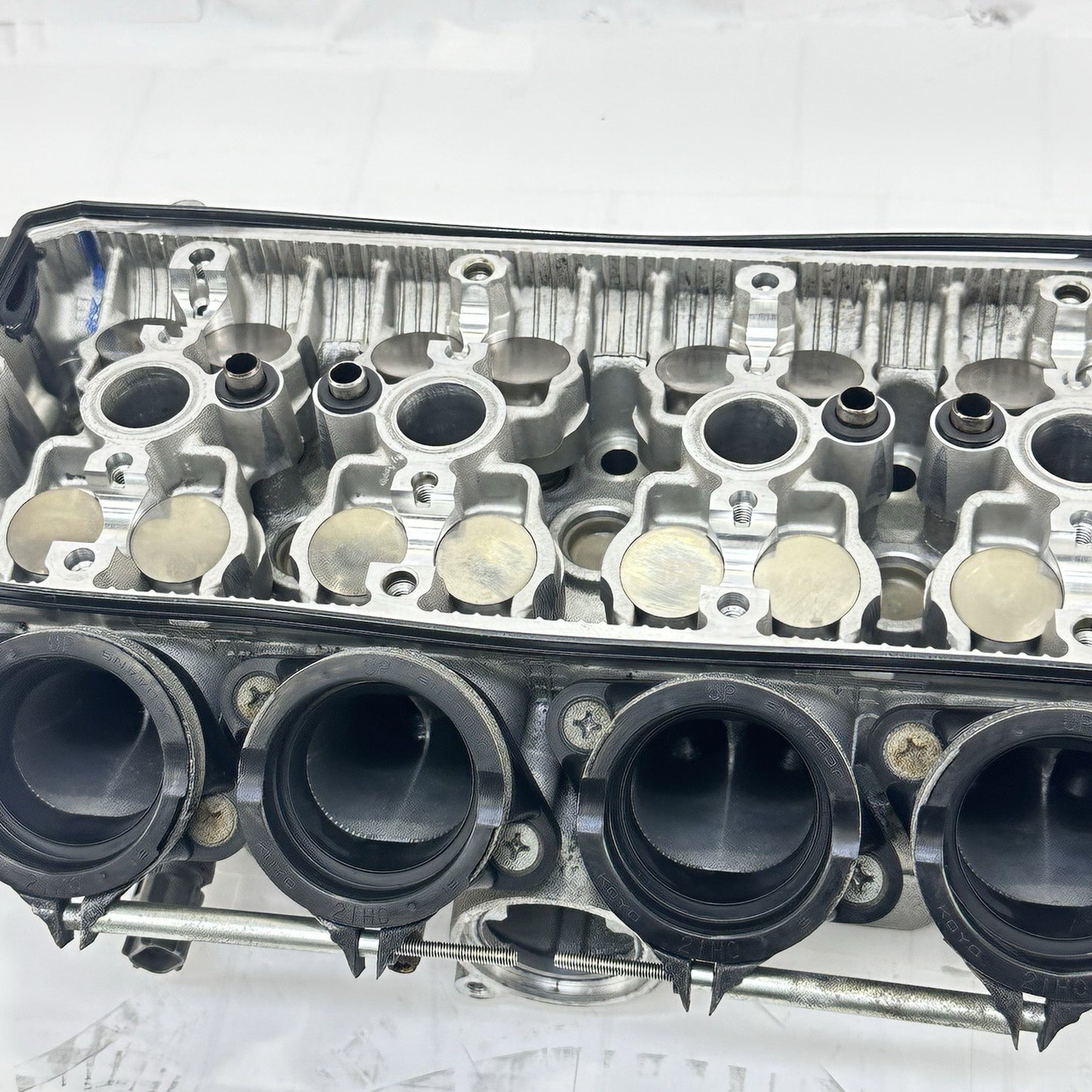 2007 - 2008 SUZUKI GSXR 1000 CYLINDER HEAD TOP END ENGINE VALVE COVER CAMSHAFT
