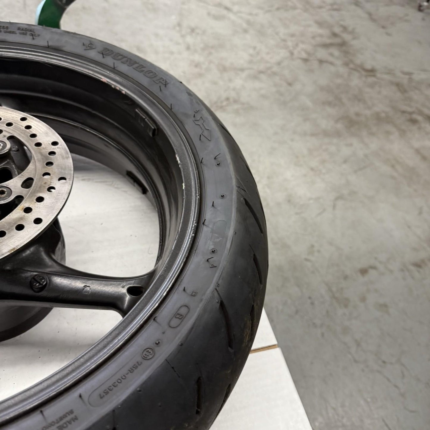 2011 - 2025 SUZUKI GSXR600 GSXR750 REAR WHEEL BACK RIM ROTOR HUB BLACK STOCK
