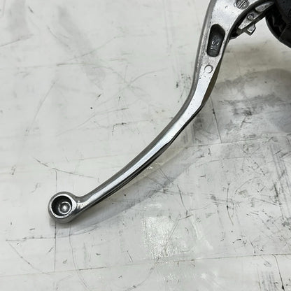 2017 - 2019 HONDA CBR1000RR FRONT BRAKE MASTER CYLINDER RESERVOIR LEVER STOCK