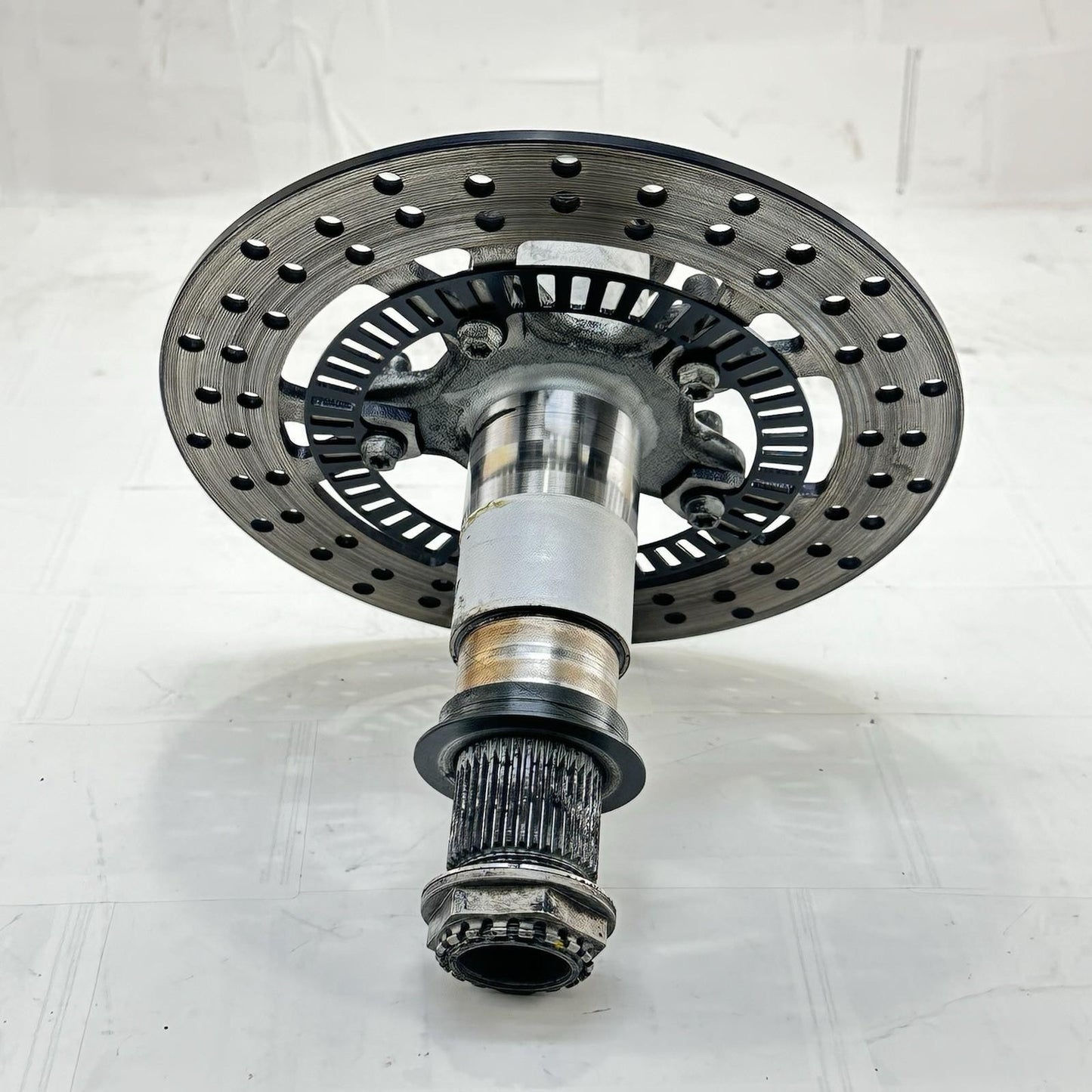 2017 - 2019 KTM 1290 SUPER DUKE GT REAR AXLE BRAKE DISC BACK WHEEL SPINDLE SET