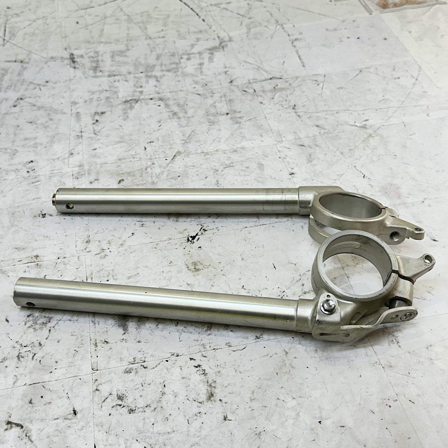 2013 - 2017 TRIUMPH DAYTONA 675 CLIP ON HANDLE BARS LEFT RIGHT SET PAIR STOCK