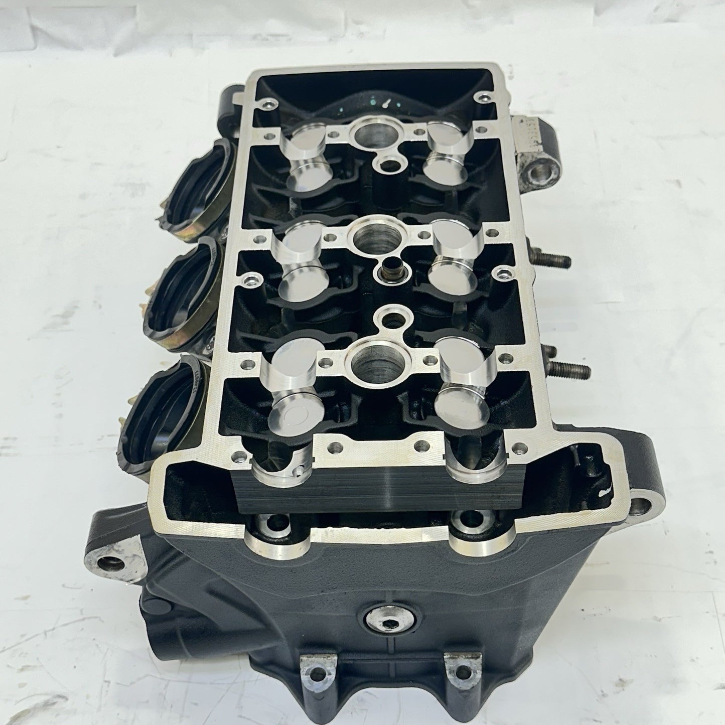 2013 - 2017 TRIUMPH DAYTONA 675R CYLINDER HEAD CAMSHAFT TOP END RODS COVER STOCK