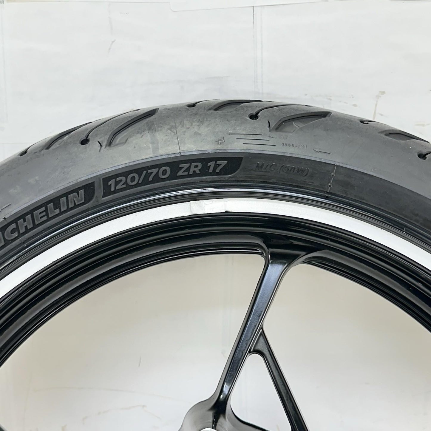 2017 - 2023 KAWASAKI NINJA EX650 FRONT WHEEL RIM TIRE RUBBER BLACK STOCK