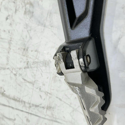 2016 - 2018 DUCATI HYPERMOTARD 939 FOOT REST PEGS PLATE BRACKET HOLDER *SCUFFED*