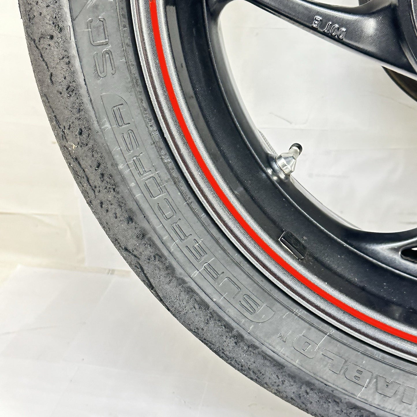 2013 - 2017 TRIUMPH DAYTONA 675R REAR WHEEL RIM BACK BRAKE DISC ROTOR TIRE BLACK
