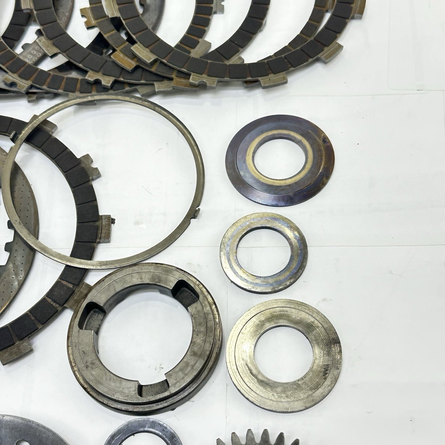 2007 - 2008 SUZUKI GSXR 1000 CLUTCH BASKET ASSEMBLY PRESSURE PLATES RINGS DISCS