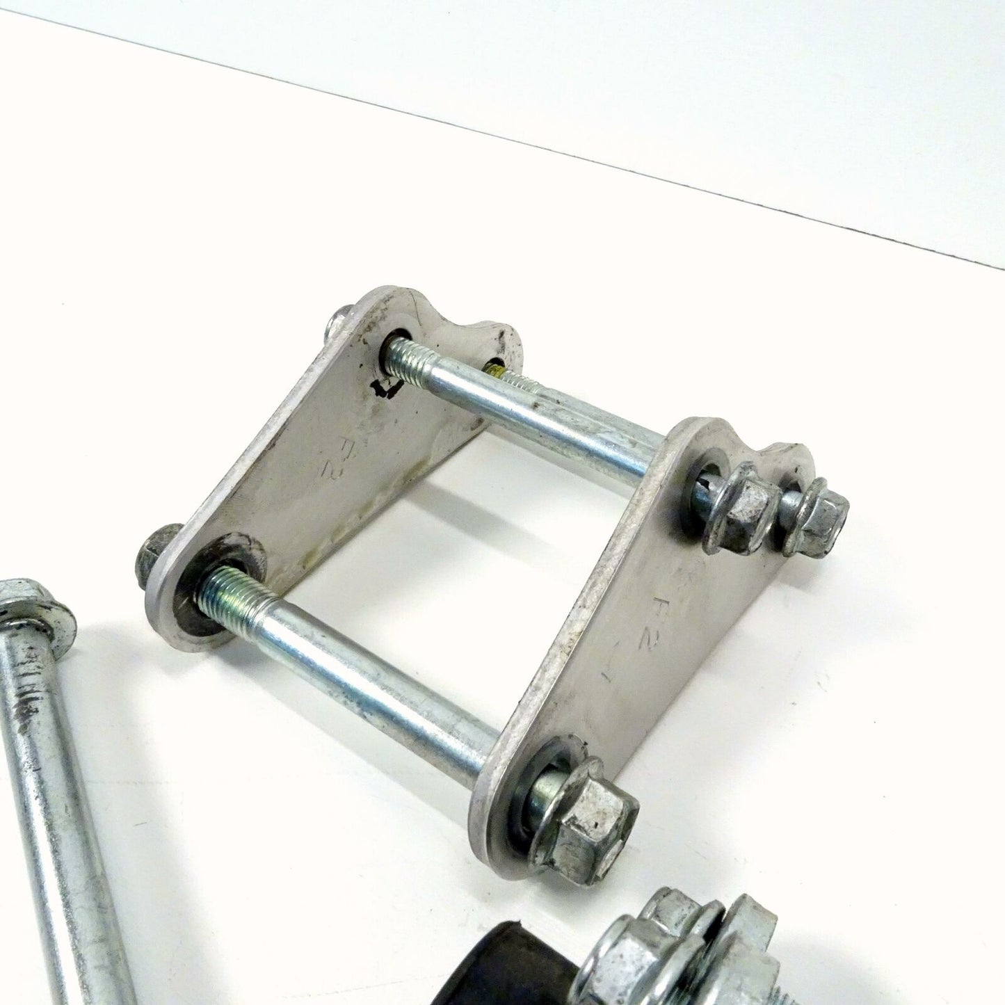 17-22 Suzuki DRZ400SM DRZ400S DRZ400 Engine Mounting Front Top Bracket Bolt [MF]