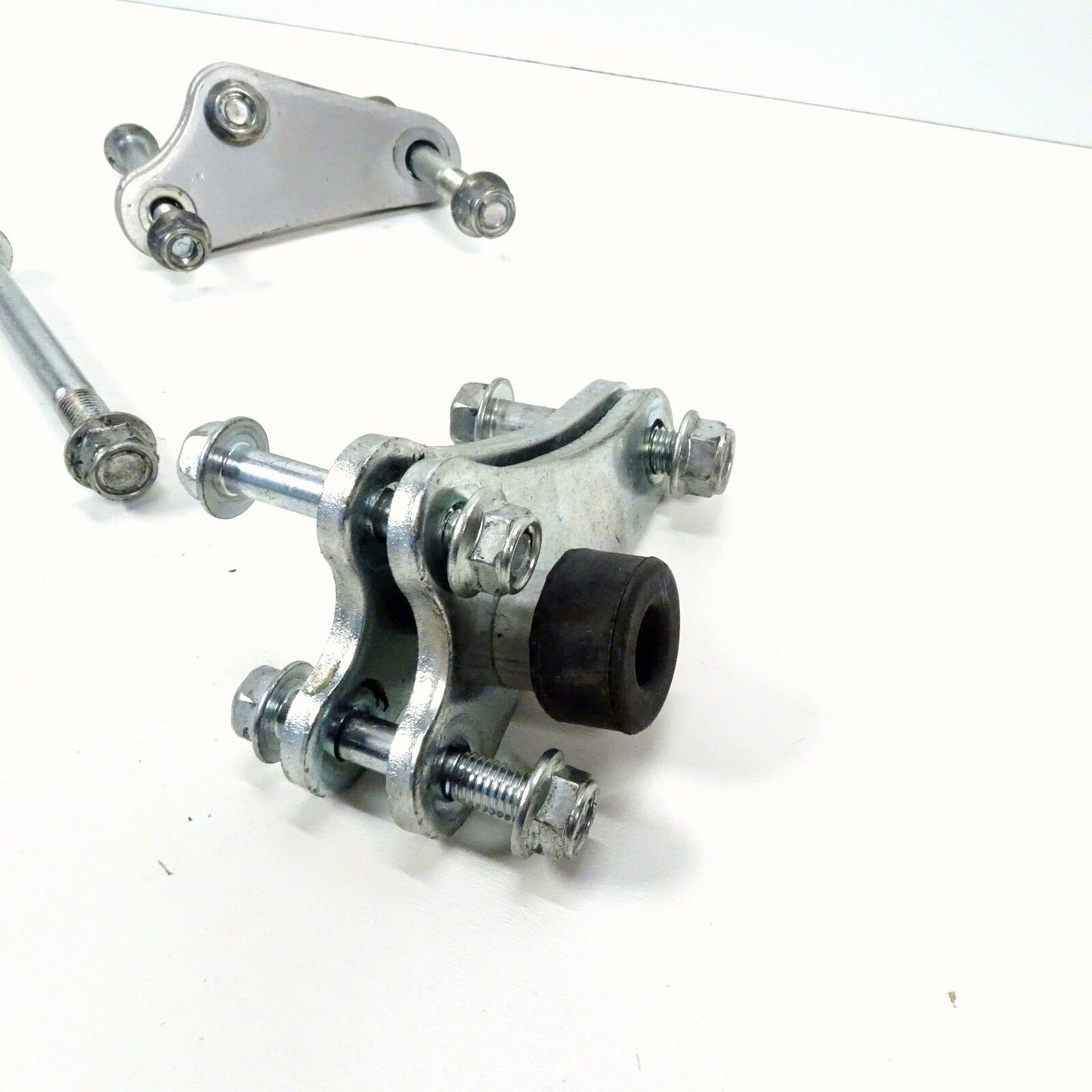 17-22 Suzuki DRZ400SM DRZ400S DRZ400 Engine Mounting Front Top Bracket Bolt [MF]