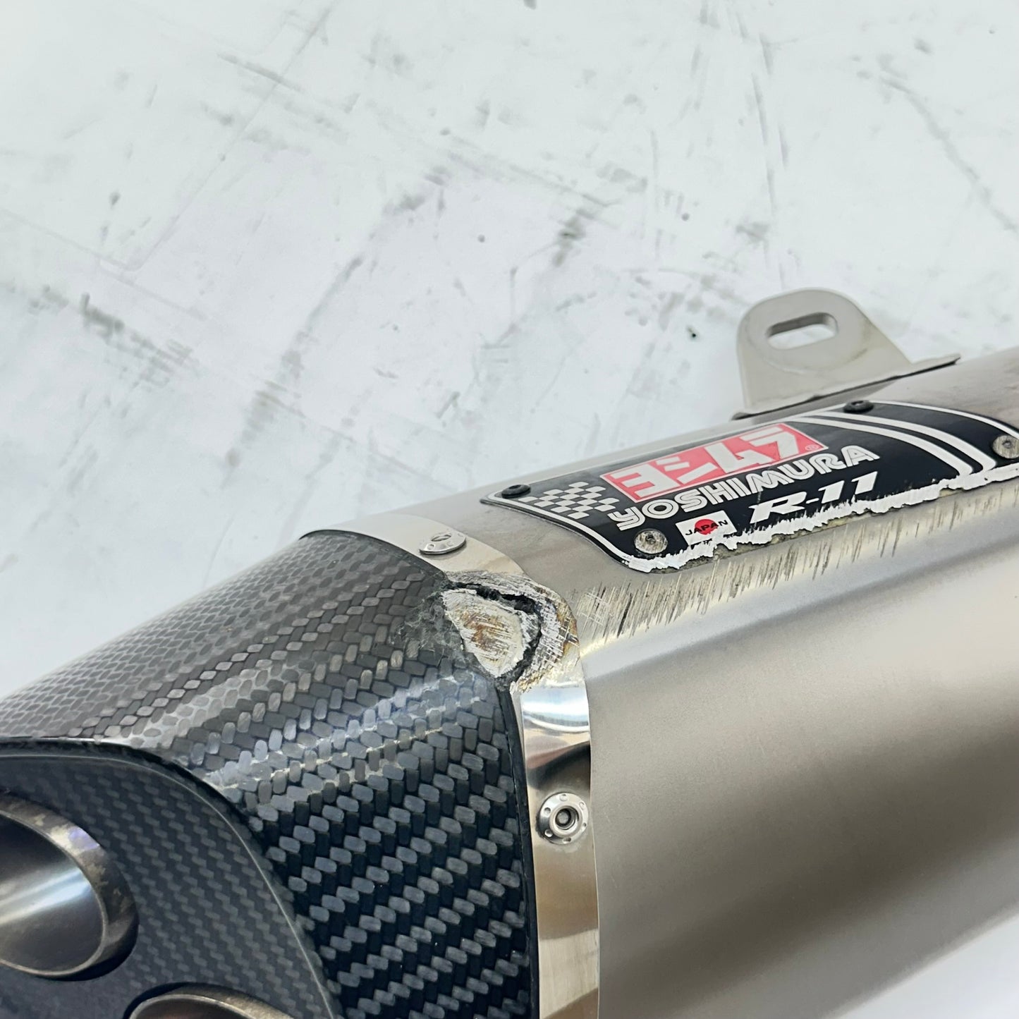 2011 - 2026 SUZUKI GSXS 600 GSXR 750 EXHAUST MUFFLER PIPE YOSHIMURA *SCUFFED*