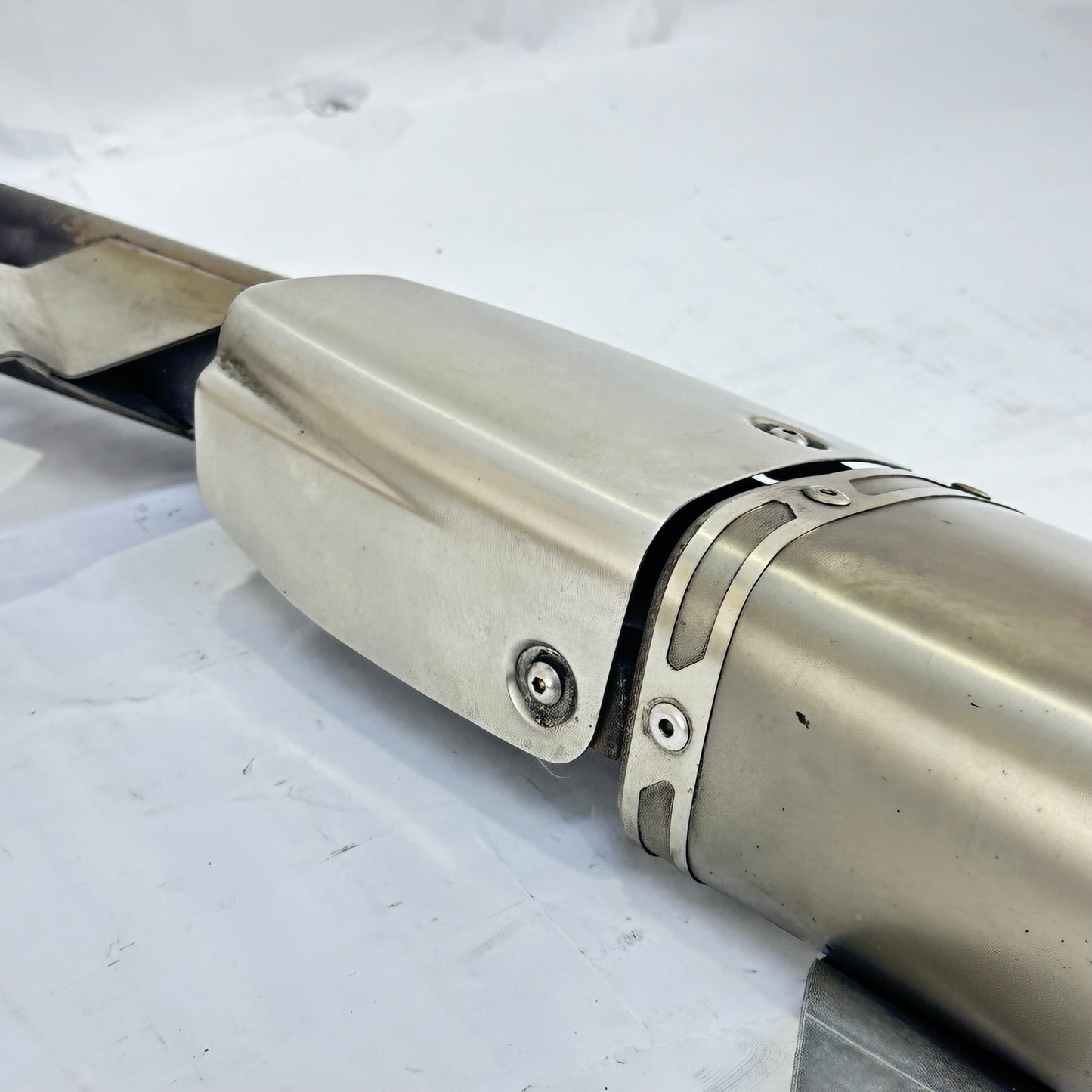 2013 - 2017 TRIUMPH DAYTONA 675R EXHAUST MUFFLER PIPE ARROW *SCUFFED*