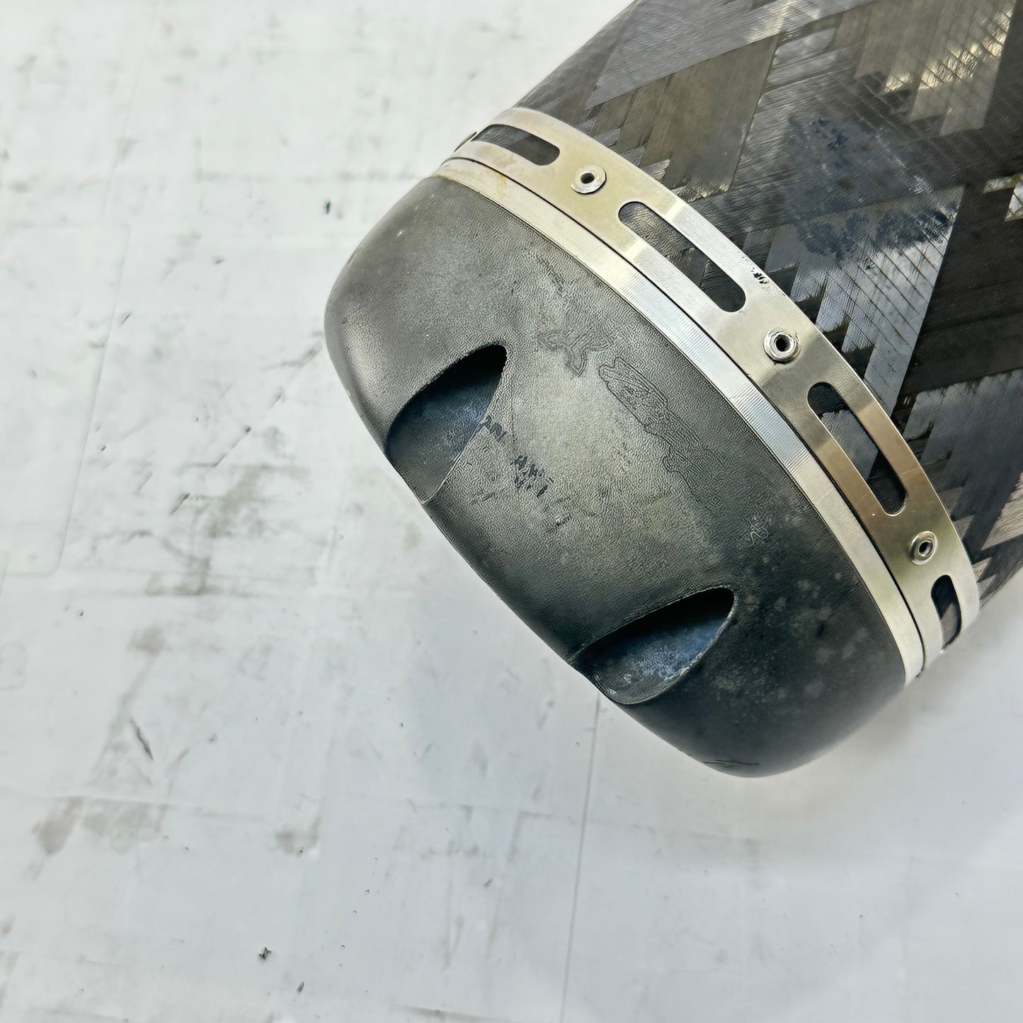 2006 2007 SUZUKI GSXR 600 GSXR 750 EXHAUST MUFFLER PIPE TWO BROTHERS RACING *SCUFFED*