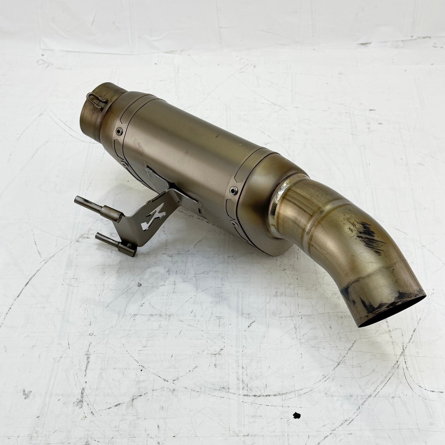 2014 - 2016 KTM 1290 SUPER DUKE R EXHAUST MUFFLER PIPE HEADER MANIFOLD AKRAPOVIC