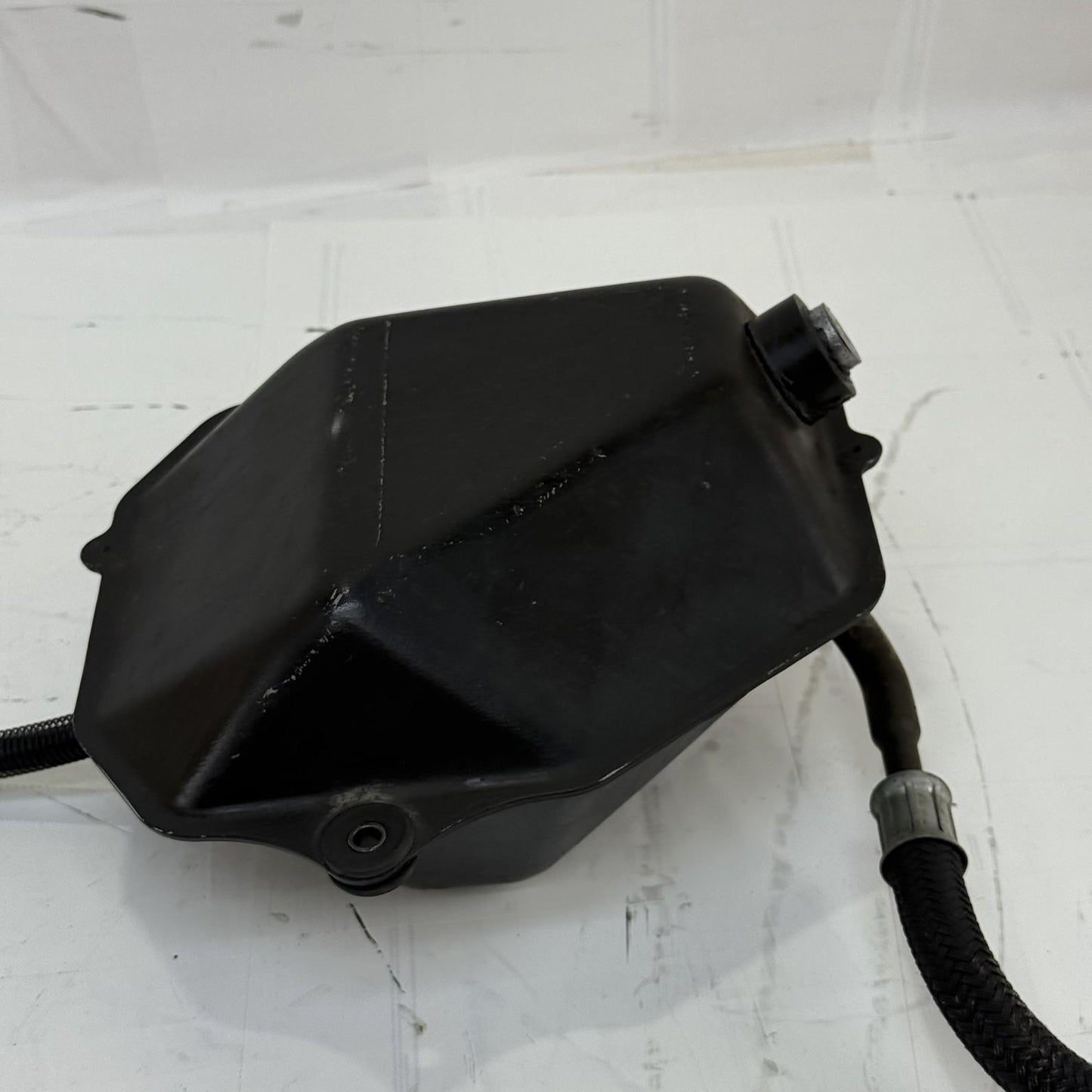 2004 - 2009 YAMAHA YFZ450 OIL TANK Recovery Expansion Reservoir Line Dip