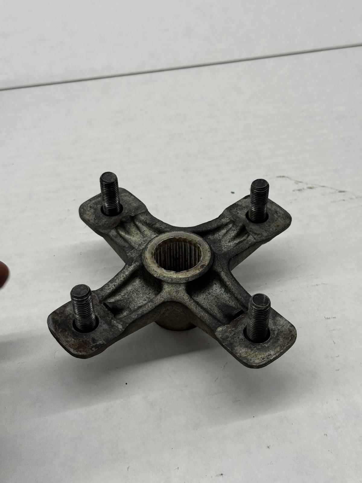 2004 - 2013 YAMAHA YFZ450 REAR AXLE HUBS WHEEL LEFT RIGHT PAIR OF 2 BOLTS