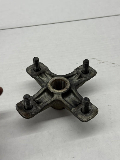2004 - 2013 YAMAHA YFZ450 REAR AXLE HUBS WHEEL LEFT RIGHT PAIR OF 2 BOLTS
