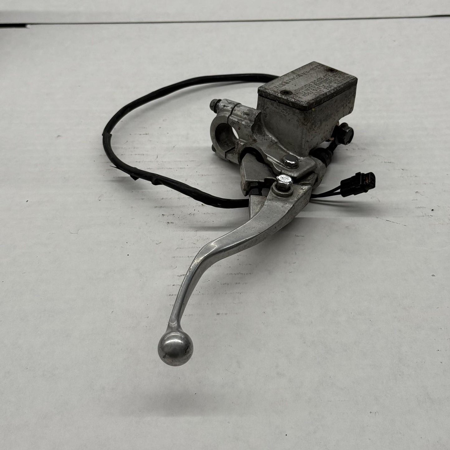 2004 - 2013 YAMAHA YFZ450 FRONT BRAKE MASTER CYLINDER RESERVOIR LEVER