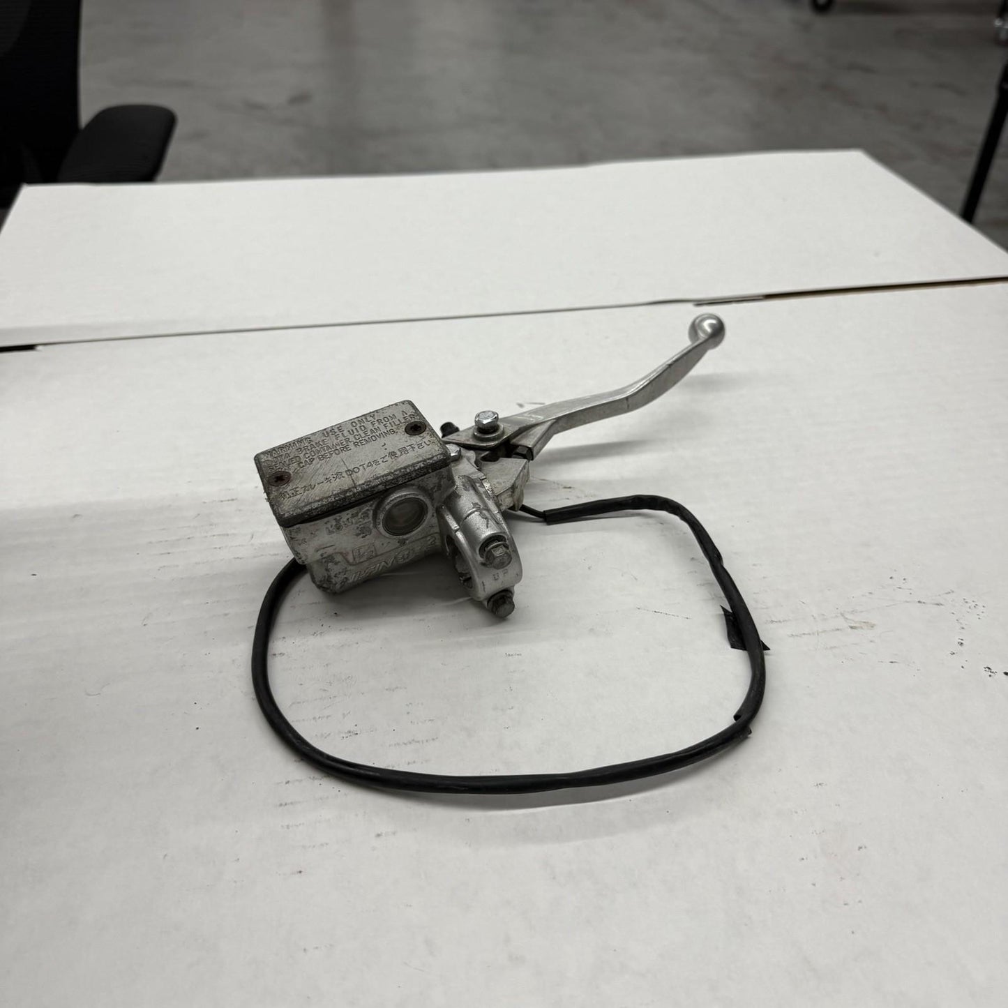 2004 - 2013 YAMAHA YFZ450 FRONT BRAKE MASTER CYLINDER RESERVOIR LEVER