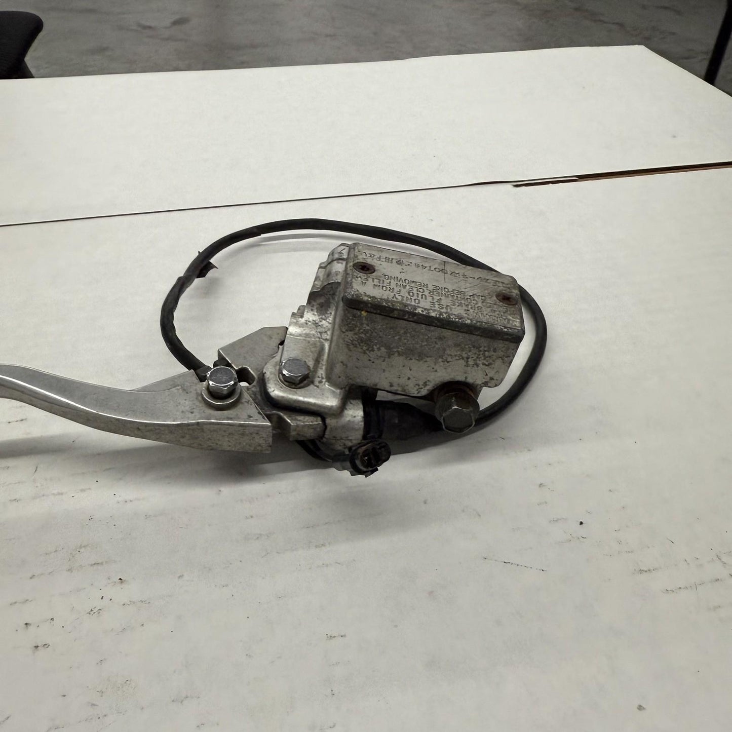 2004 - 2013 YAMAHA YFZ450 FRONT BRAKE MASTER CYLINDER RESERVOIR LEVER
