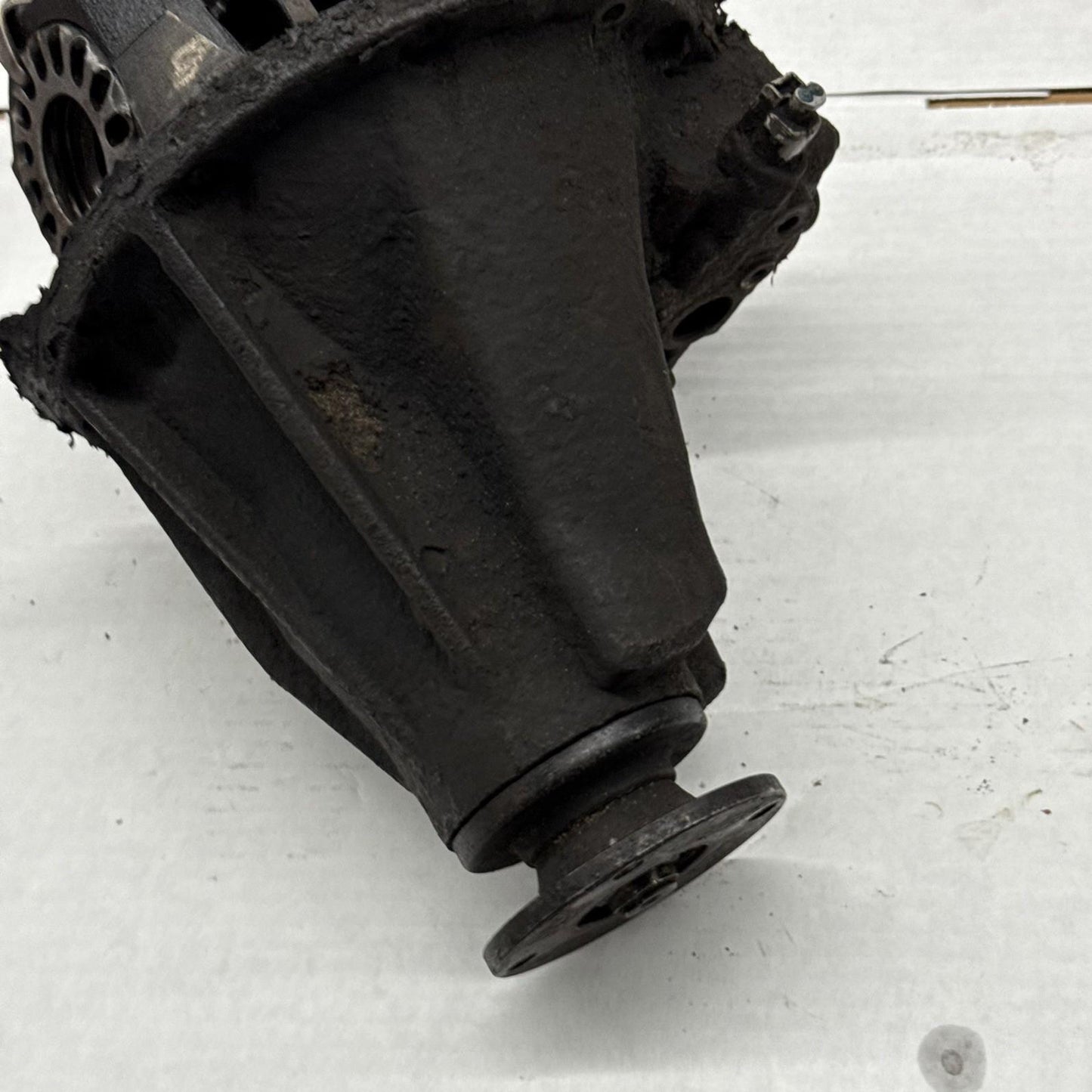 1995 - 2004 Toyota Tacoma REAR Differential Carrier B03A E LOCKER *NO SERVO*