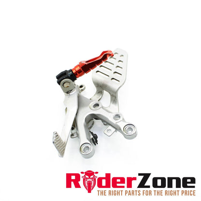 2008 - 2016 YAMAHA YZF R6 RIGHT REARSET REAR SET DRIVER FOOT PEG REST STOP