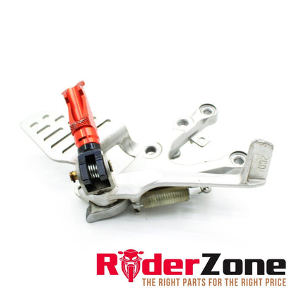 2008 - 2016 YAMAHA YZF R6 RIGHT REARSET REAR SET DRIVER FOOT PEG REST STOP