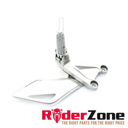 2017 - 2019 HONDA CBR1000RR LEFT REARSET FOOT PEG SILVER FOOT GUARD BOLTS