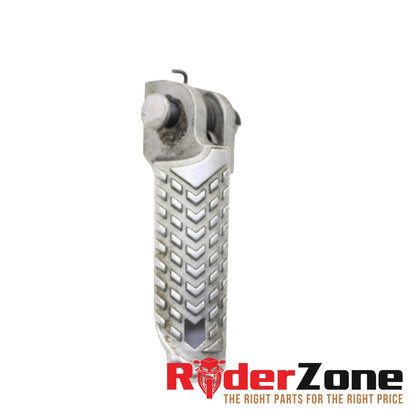 2021 - 2023 KAWASAKI NINJA ZX10R LEFT FOOT REST MOUNT SILVER BOLTS STOCK