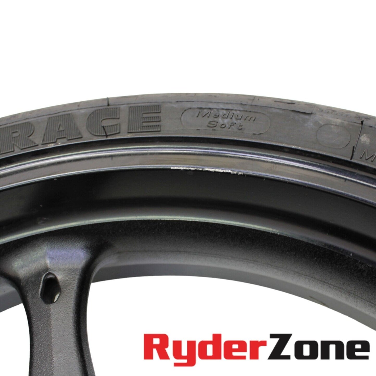 2005 - 2008 SUZUKI GSXR 1000 FRONT WHEEL RIM BLACK STRAIGHT MICHELIN TIRE