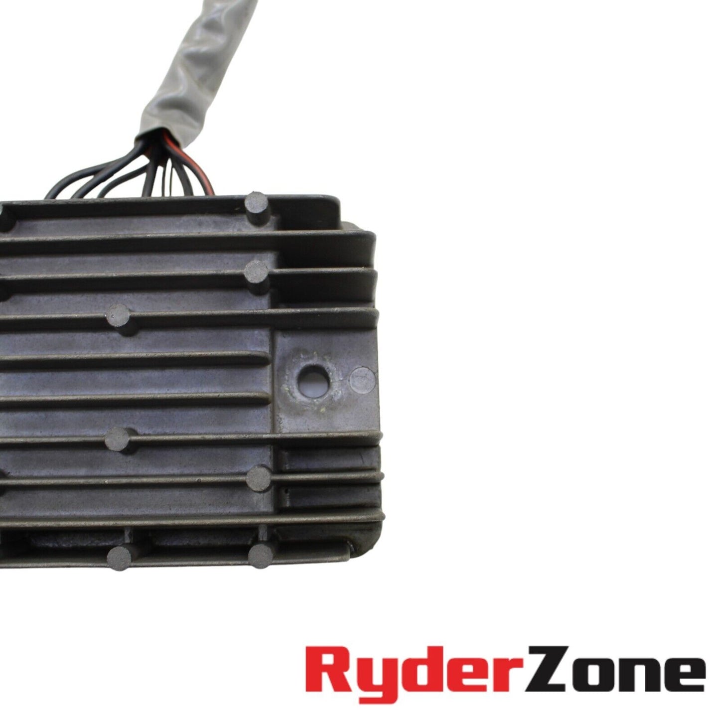 2005 2006 SUZUKI GSXR 1000 VOLTAGE REGULATOR RECTIFIER ELECTRICAL OE 32800-33E21